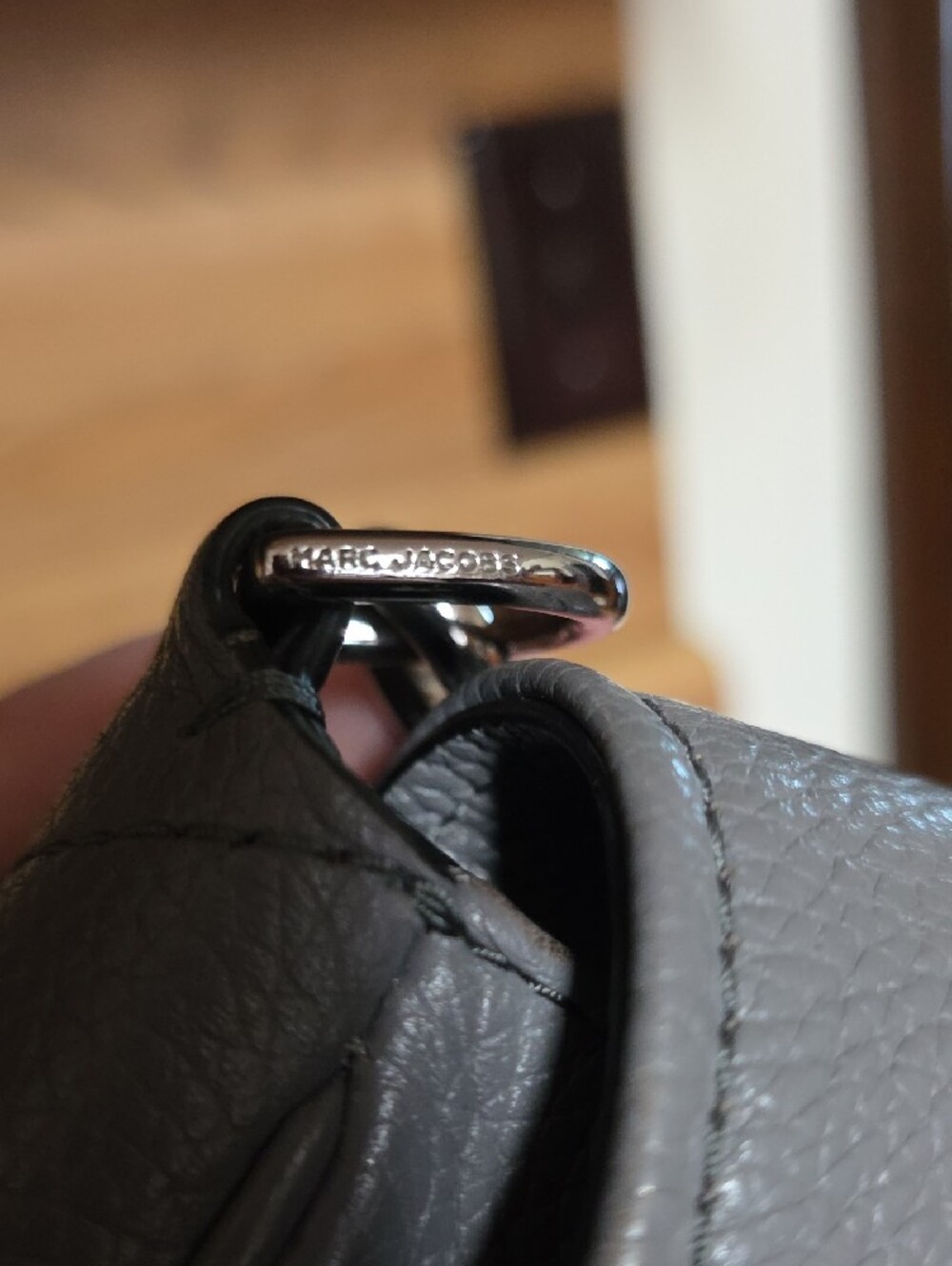 Marc Jacobs Pebbled Leather Crossbody Bag in Light Gray - Picture 11 of 11